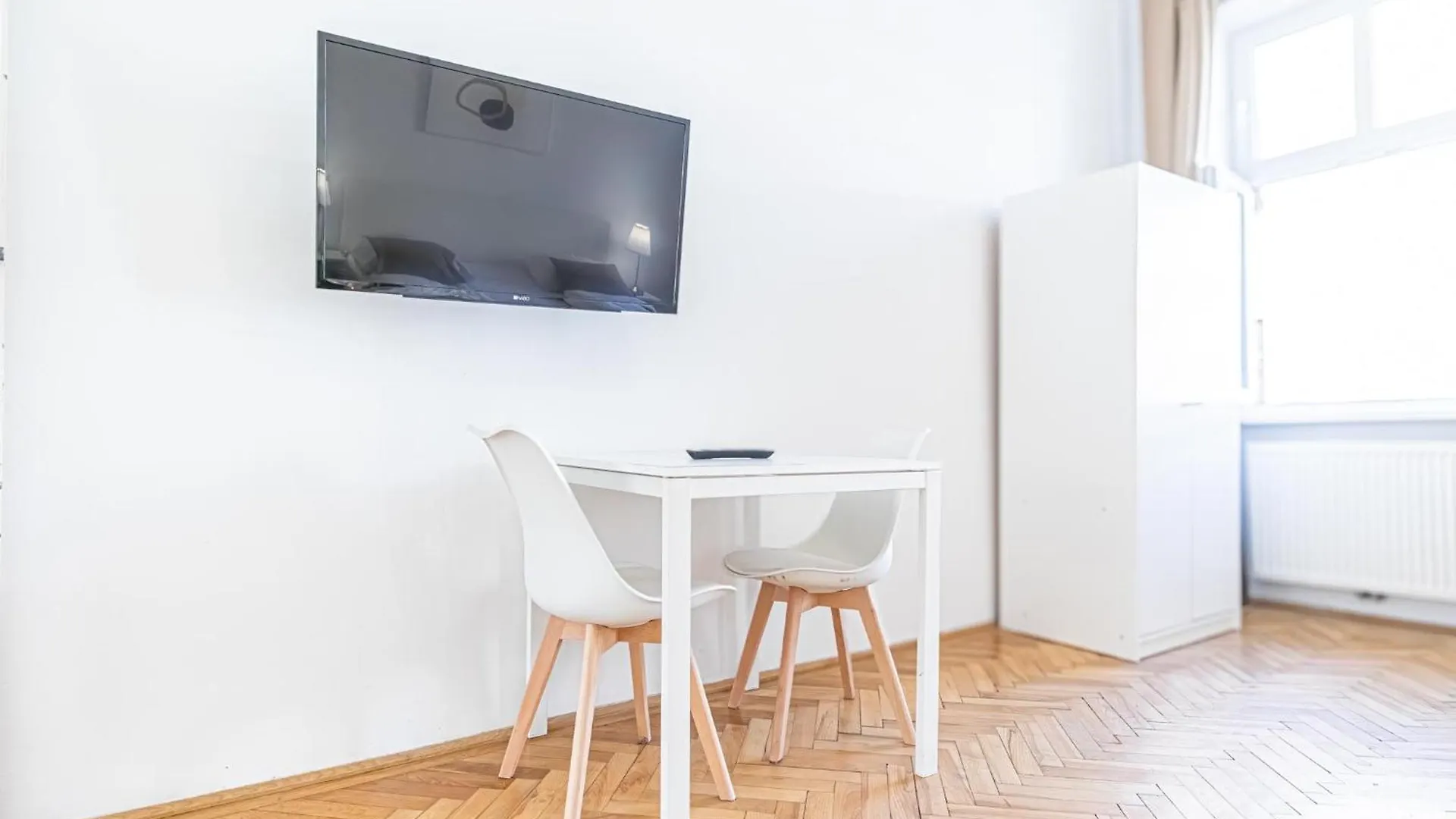 Apartment Stylish 2Br Apt For Groups, Up To 5P At Margareten Vienna Austria