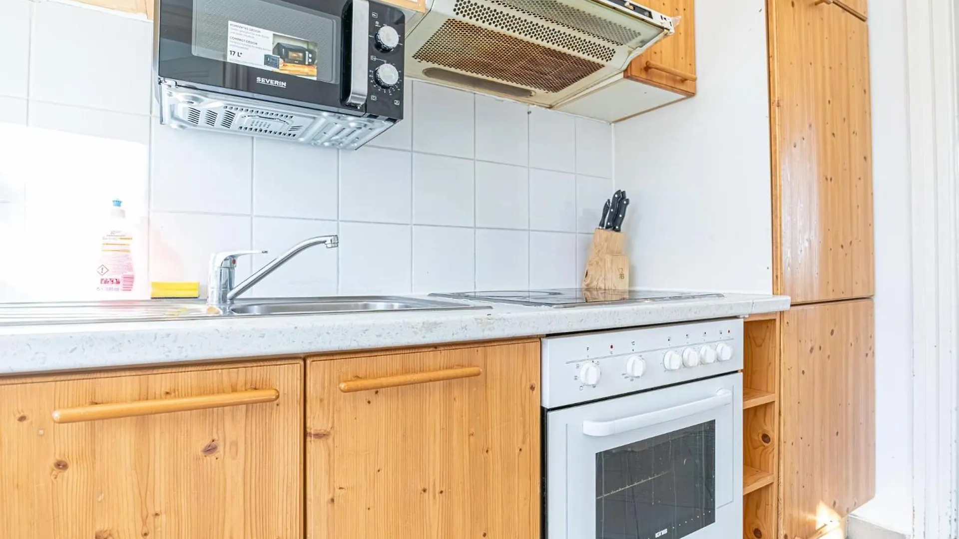 Stylish 2Br Apt For Groups, Up To 5P At Margareten Vienna
