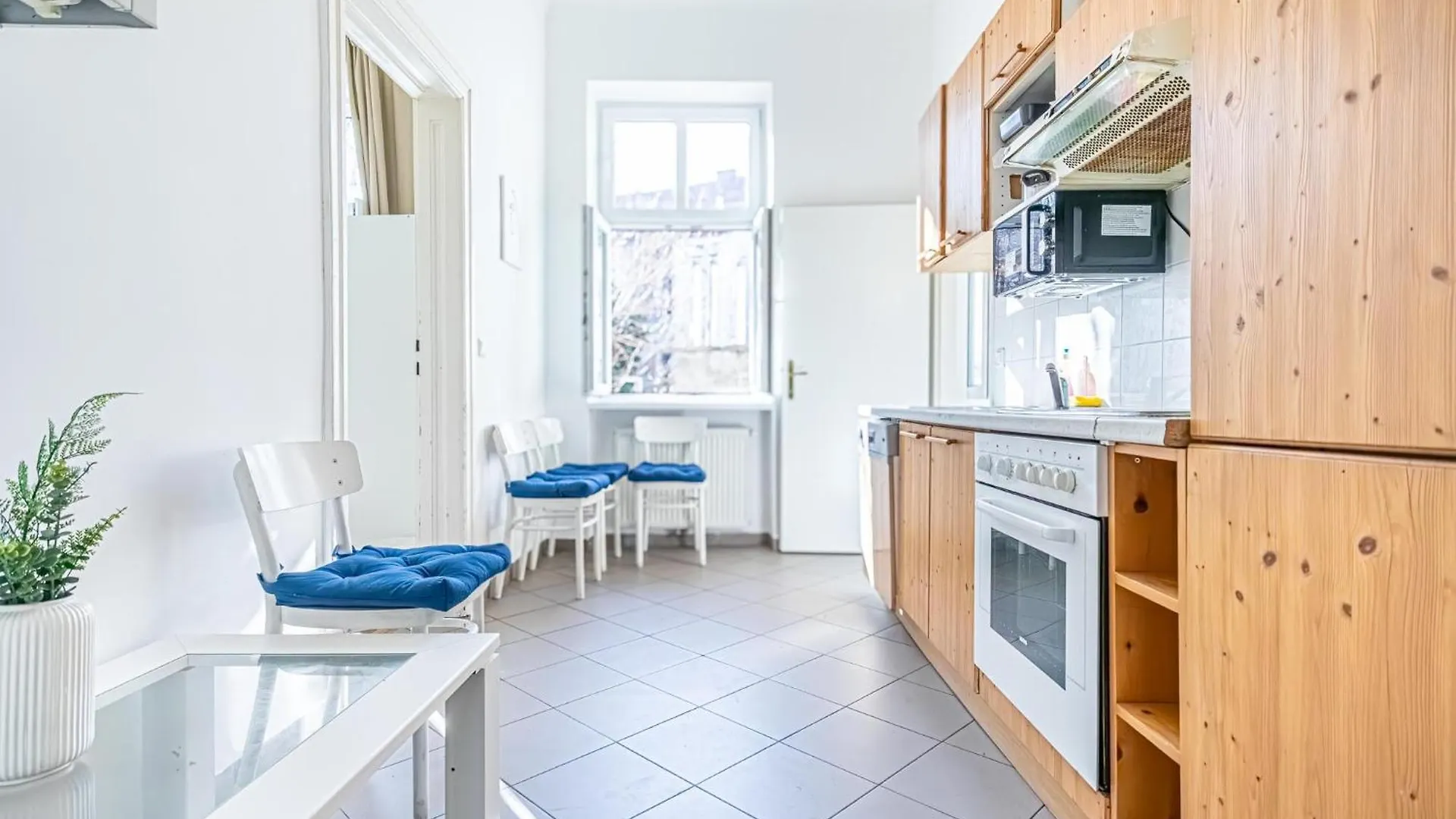 Appartamento Stylish 2Br Apt For Groups, Up To 5P At Margareten Vienna