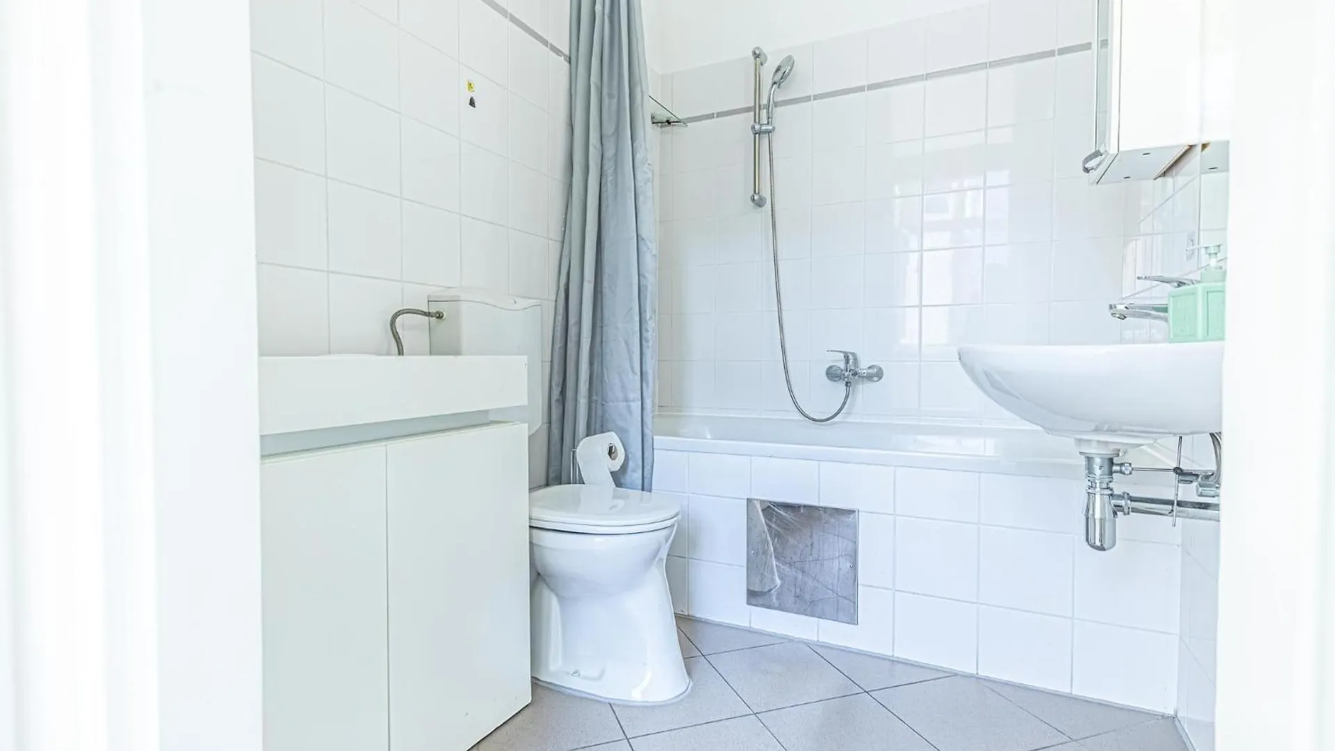Appartamento Stylish 2Br Apt For Groups, Up To 5P At Margareten Vienna