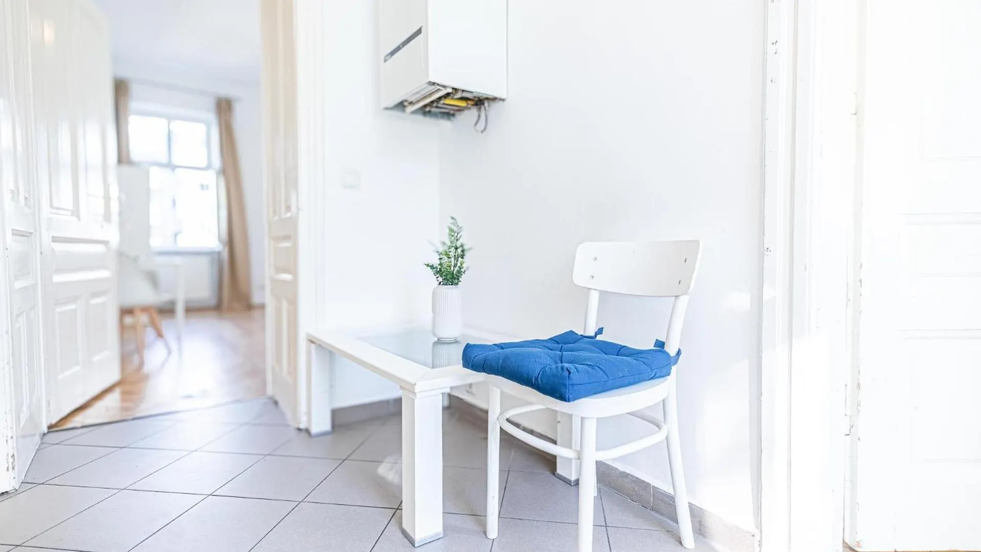 Stylish 2Br Apt For Groups, Up To 5P At Margareten Vienna 0*,